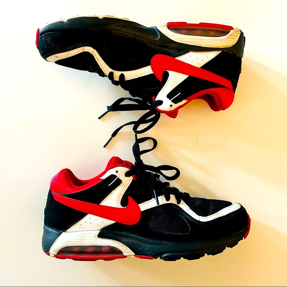NIKE | air max black red white sneakers 8.5